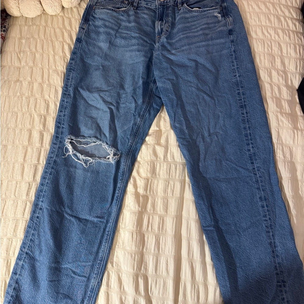 American Eagle Outfitters Men's Relaxed Blue Jeans